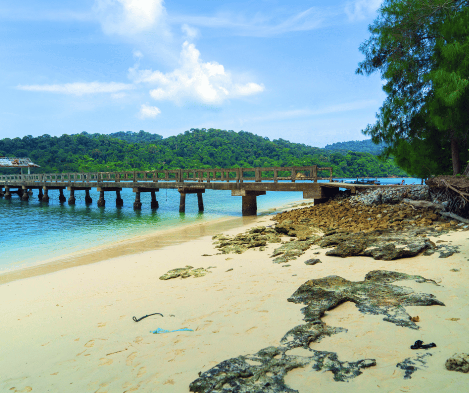  Pulau Beras Basah
